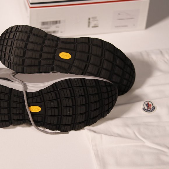Moncler Monte Runner Size 45 Grey - Picture 5 of 5